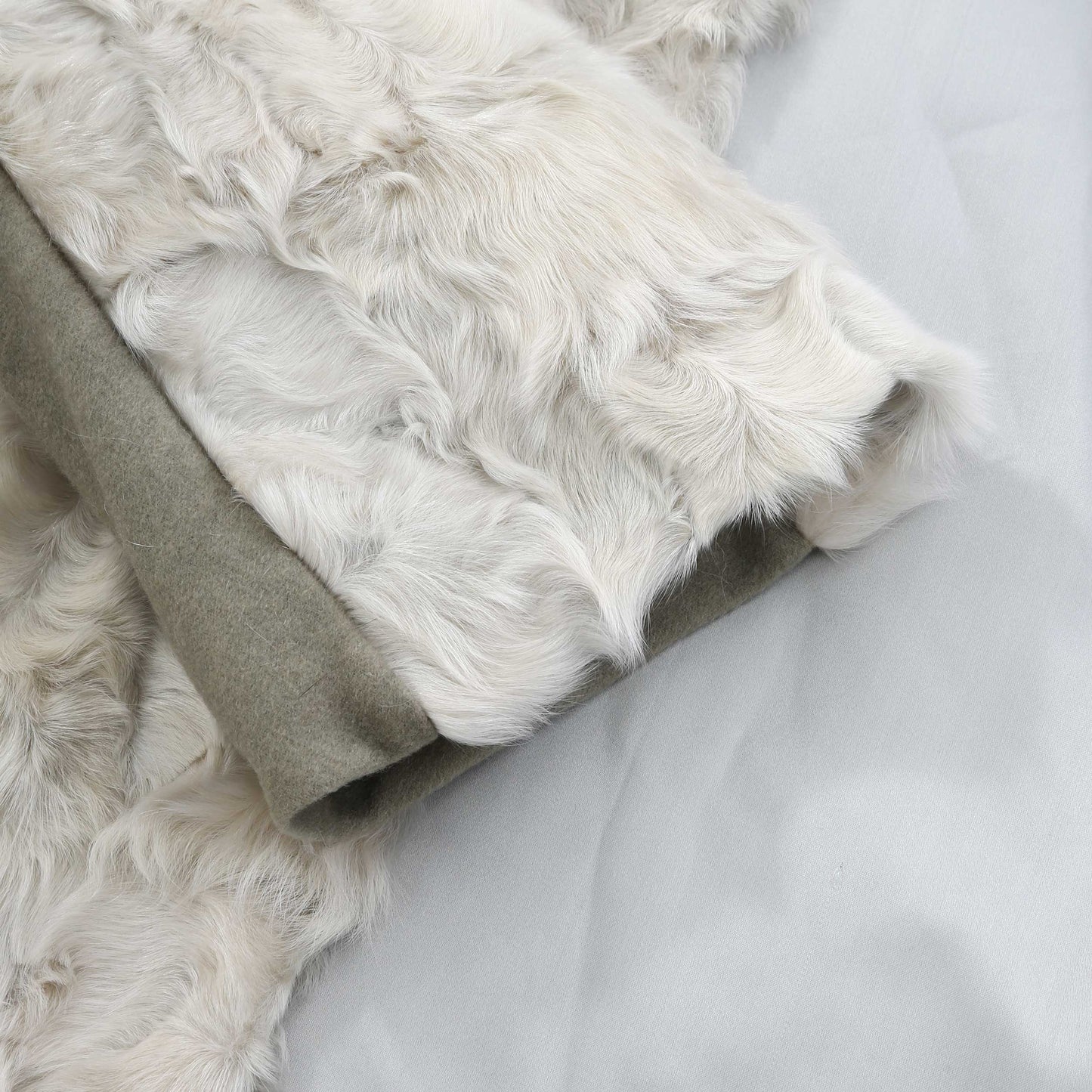 Lamb and wool T shirt Jacket