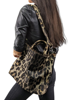 Animal print seal bag with detachable strap (larger size)